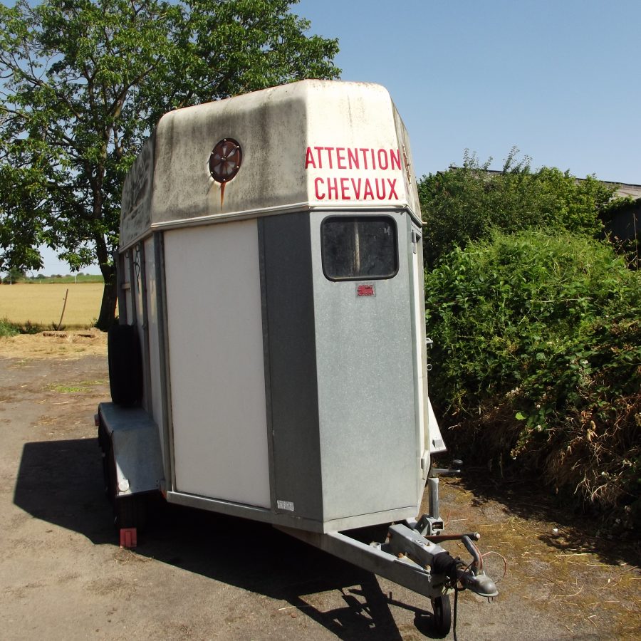 van 2 chevaux moreau